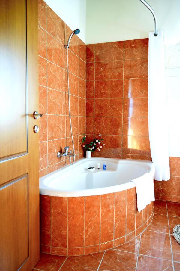 Chania'S Diamond Villas - Aqua Bliss With Private Pools Gavalochori المظهر الخارجي الصورة